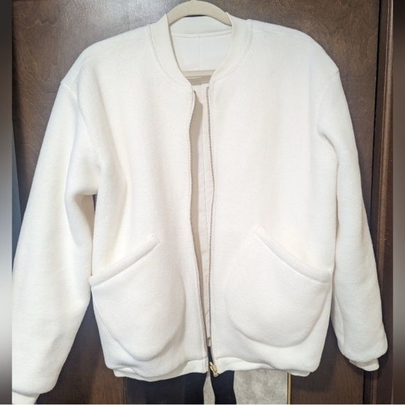 Halara Jacket - Picture 2 of 4